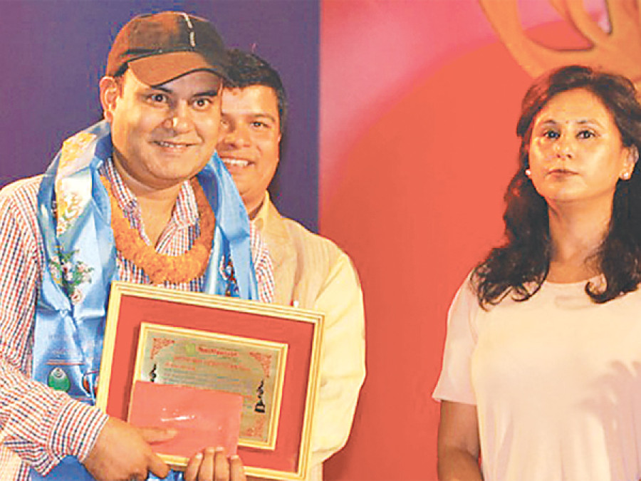 Artists felicitated at Musickhabar Music Award