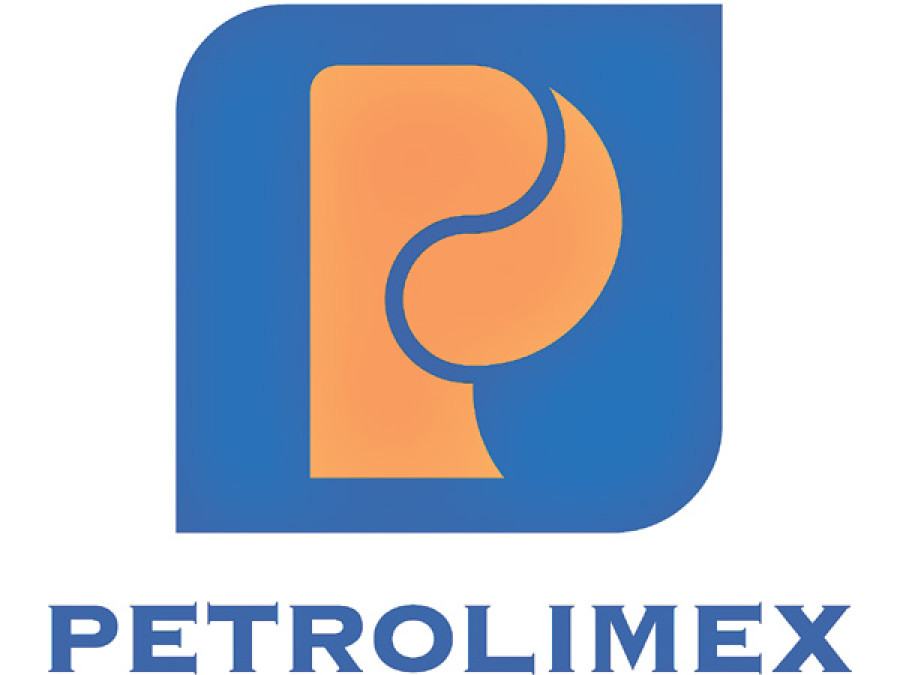 Aviation fuel from Petrolimex arrives