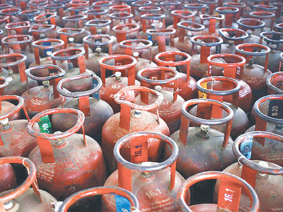 Bottlers accused of selling LPG at random