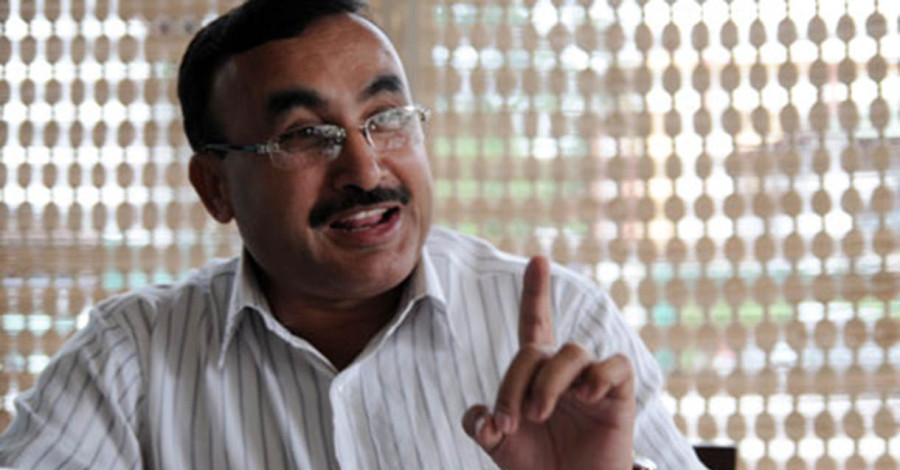 Ex-Home Minister Kandel escapes assassination bid