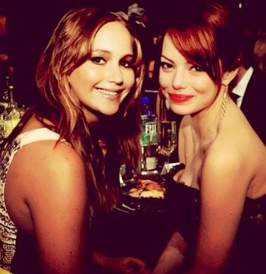 How Jennifer Lawrence and Emma Stone Became Friends - Jennifer