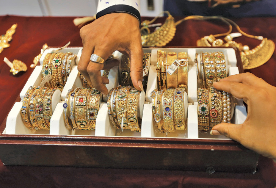 Gold price all set to break three-year losing streak