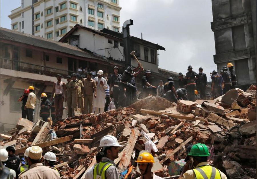 11 killed in Mumbai building collapse