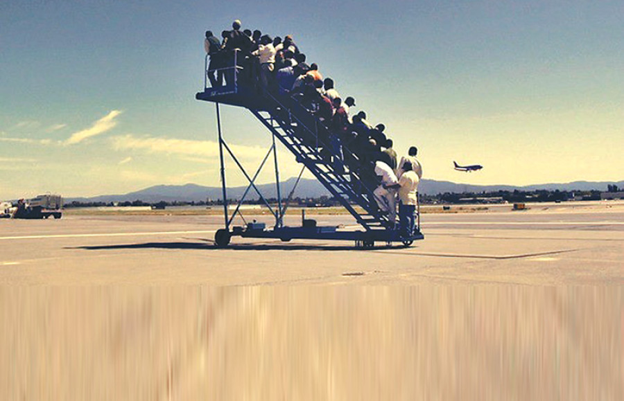 3000 miles per hour, off they go 