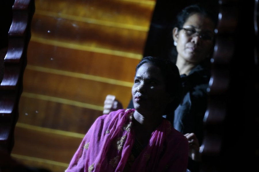 Acid victims redefine beauty in Bangladesh fashion show (With photos)