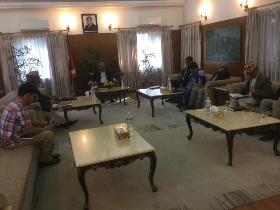 PM urges election commissioners for effective voters education drive