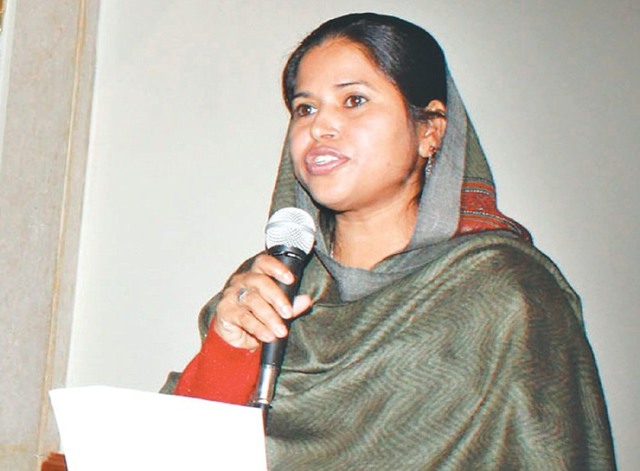 Morcha cadres vandalise NHRC vehicle