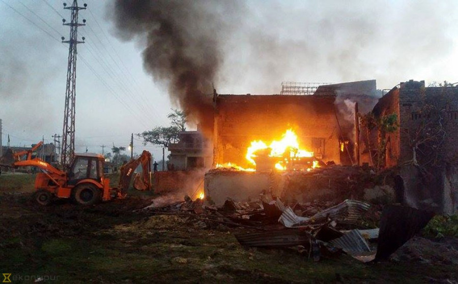 50 houses gutted in Siraha fire 