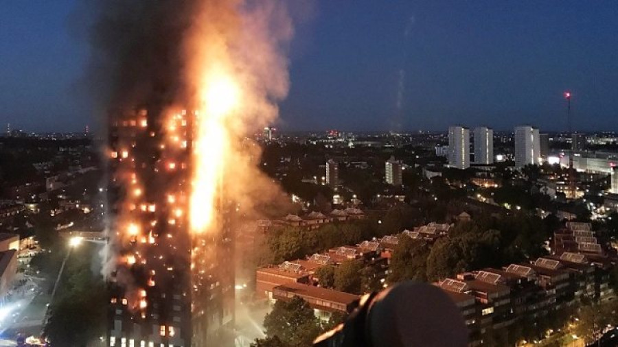 Death toll in London tower block fire rises to 17