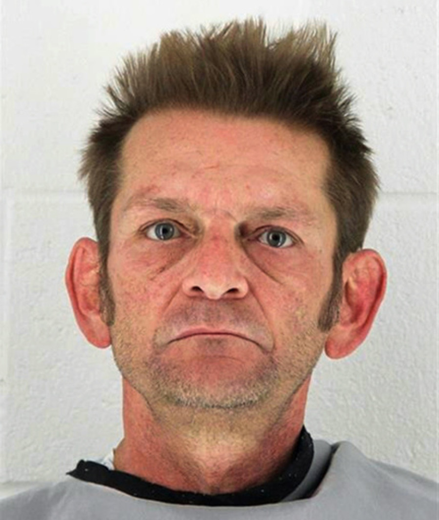 Neighbor: Bar attack suspect a 'drunken mess,' not political 