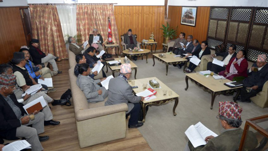 CPN (Maoist Centre) decides to put on hold revision of provincial border 