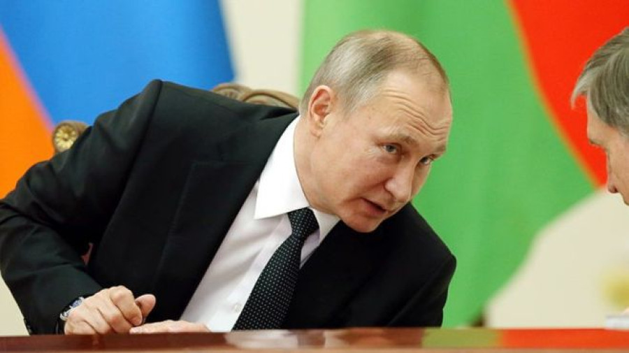 Trump election: Russia 'tired' of US hacking 'witch-hunt'