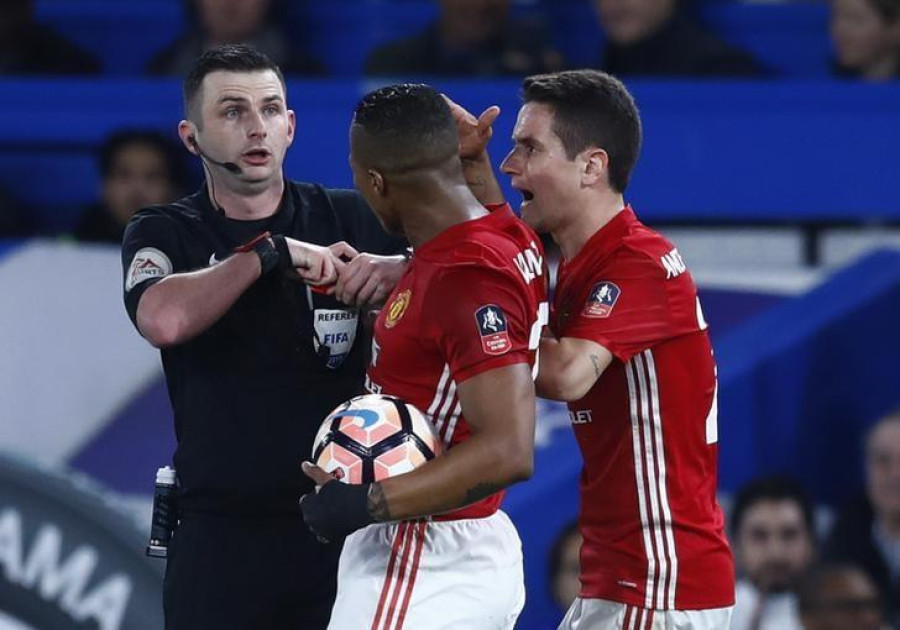 United fined for failing to control players at Chelsea