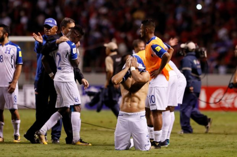 Costa Rica qualify for World Cup after draw with Honduras