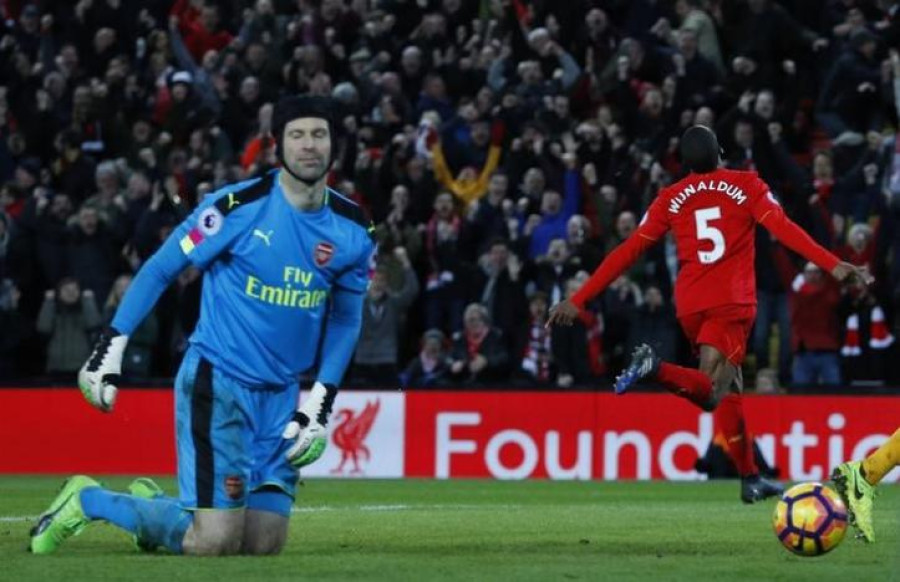 Wijnaldum seals Liverpool win over Arsenal