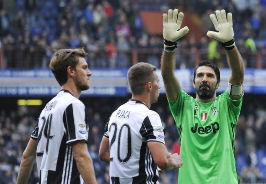 Juventus beat Sampdoria as Scudetto draws closer