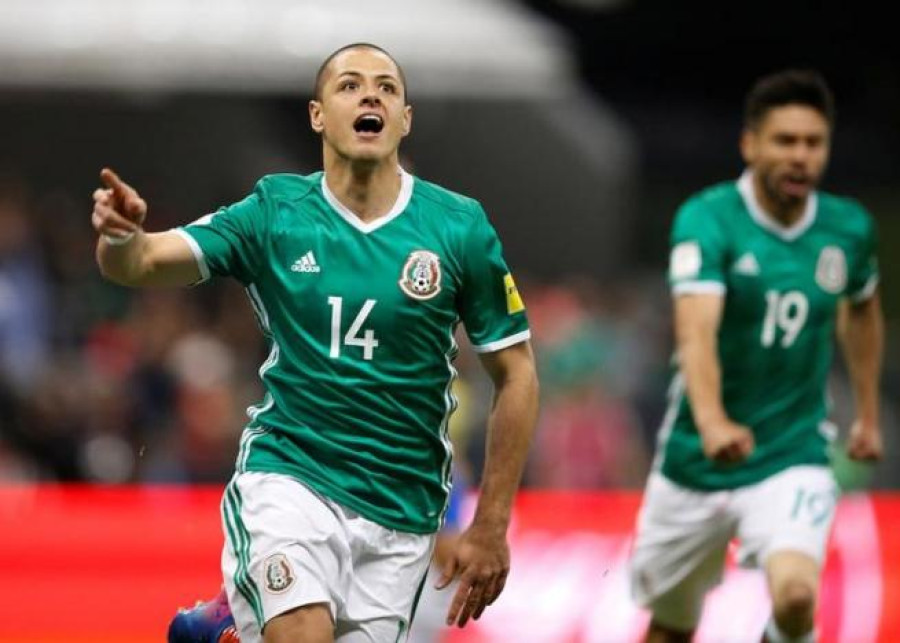 Hernandez equals Mexico goals record in 2-0 win over Costa Rica