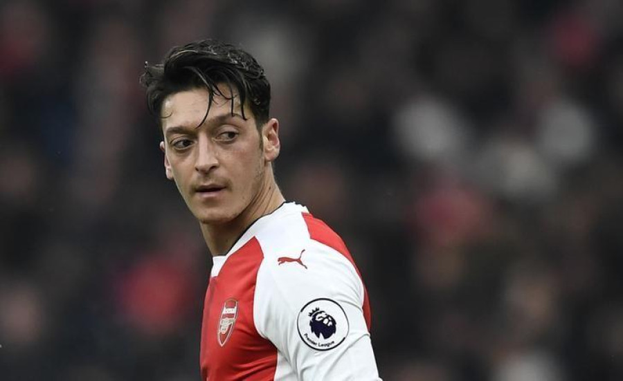 Wenger urges misfiring Ozil to become more ruthless
