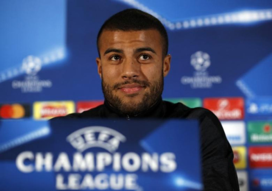 Barca midfielder Rafinha breaks nose after clashing with Ter Stegen
