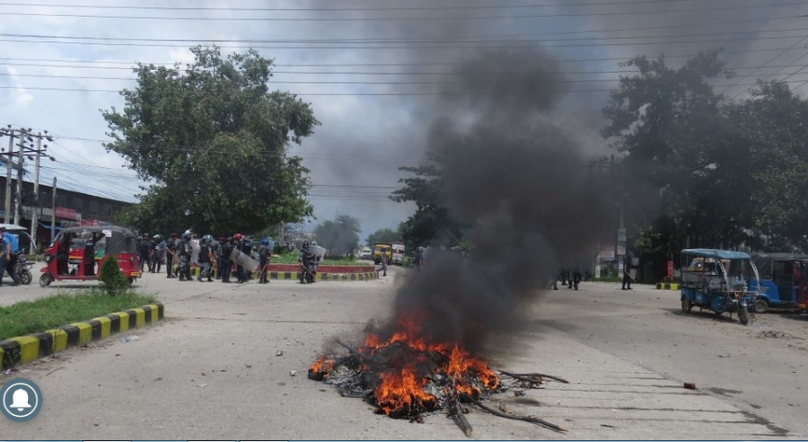 Chitwan tense as police, transport entrepreneurs clash 
