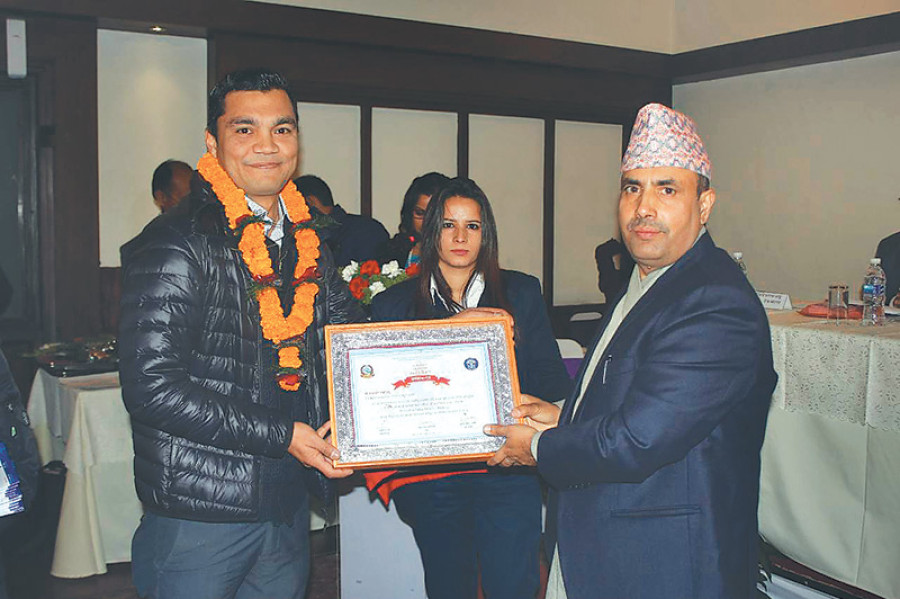 Post journalist feted