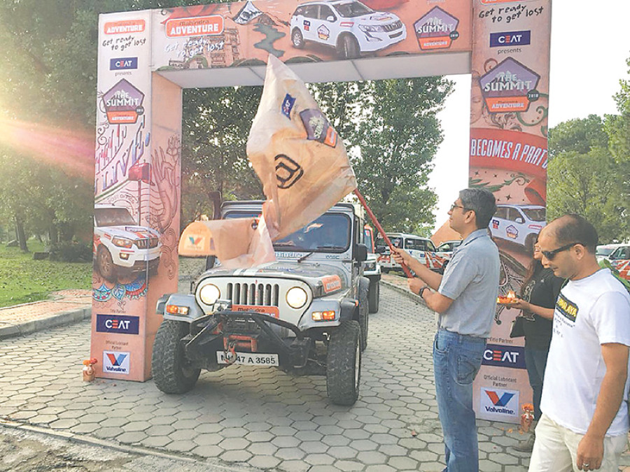 Mahindra flags off Summit Drive