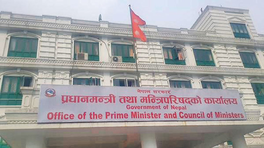 Govt mulls ‘war room’ idea for big projects