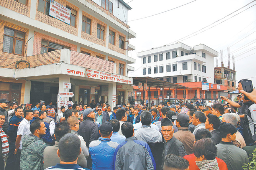 Supporters of transport cartel keen for talks with authority