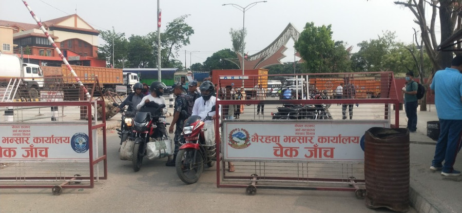 Rs100 tax rule aimed at curbing small-scale smuggling hits daily shoppers at Nepal-India border