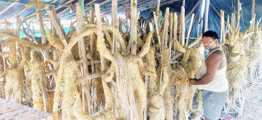 Nepali clay modellers find it difficult to make a living