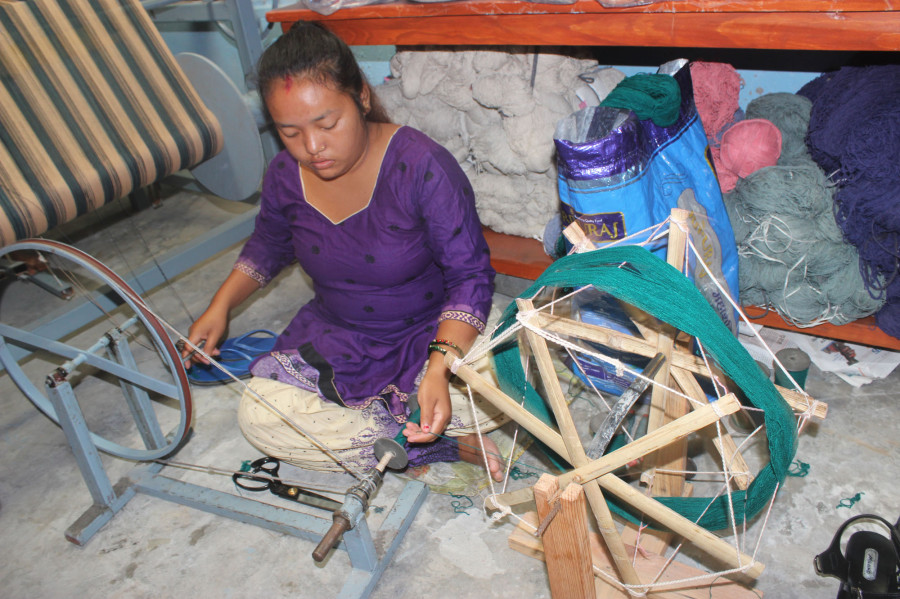 Dhaka business flounders for lack of new designs