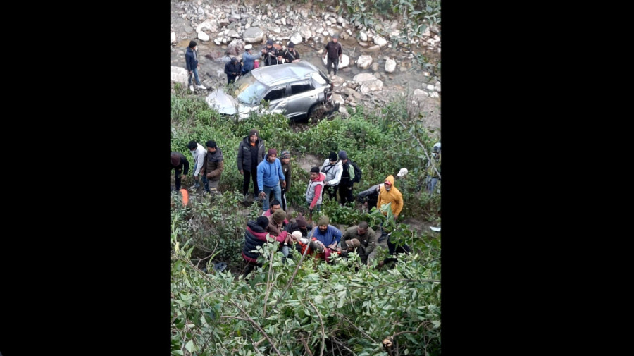 5 injured in car crash in Arghakhanchi