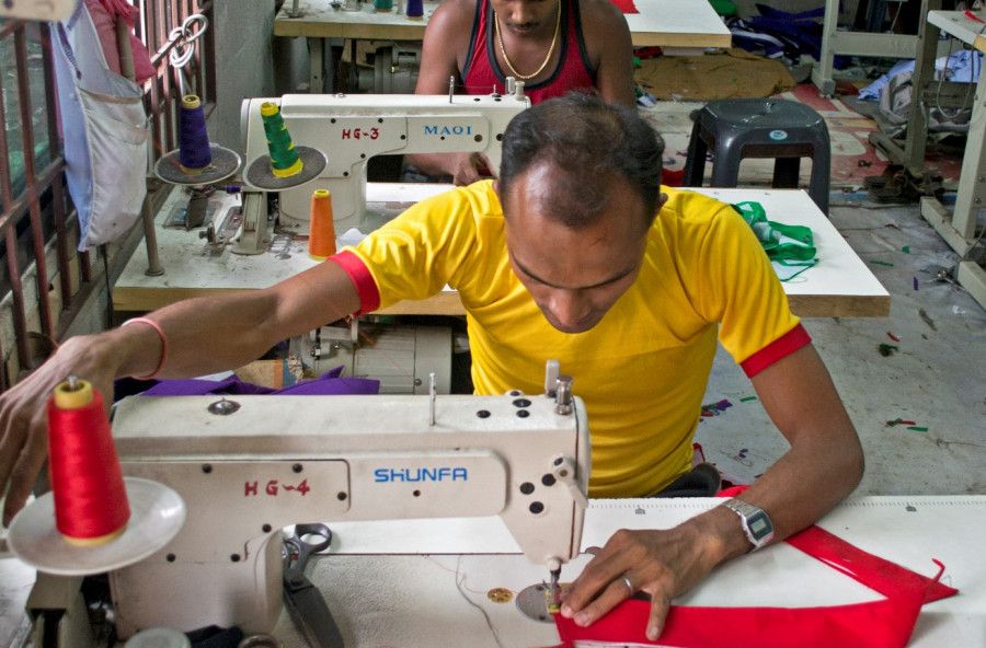 Textile industry close to collapse for lack of stimulus package