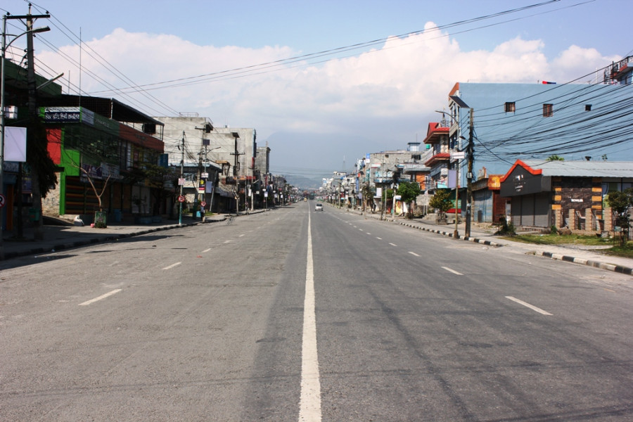 District administrations in Gandaki Province adopt measures to crack down on those defying lockdown