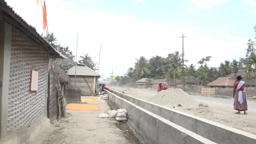 Locals worry homes will be inundated due to expansion of Ghinaghat-Biratchok road