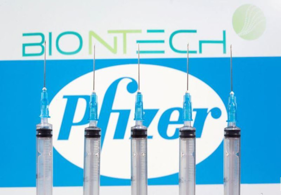 UK approves Pfizer-BioNTech COVID-19 vaccine, first in the world