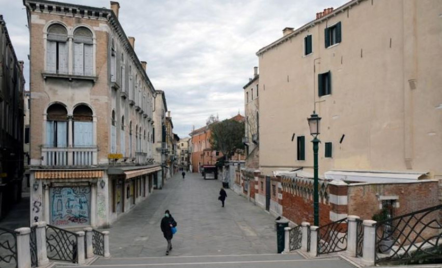 Italy coronavirus deaths rise by 651 in a day, lifting total death toll to 5,476