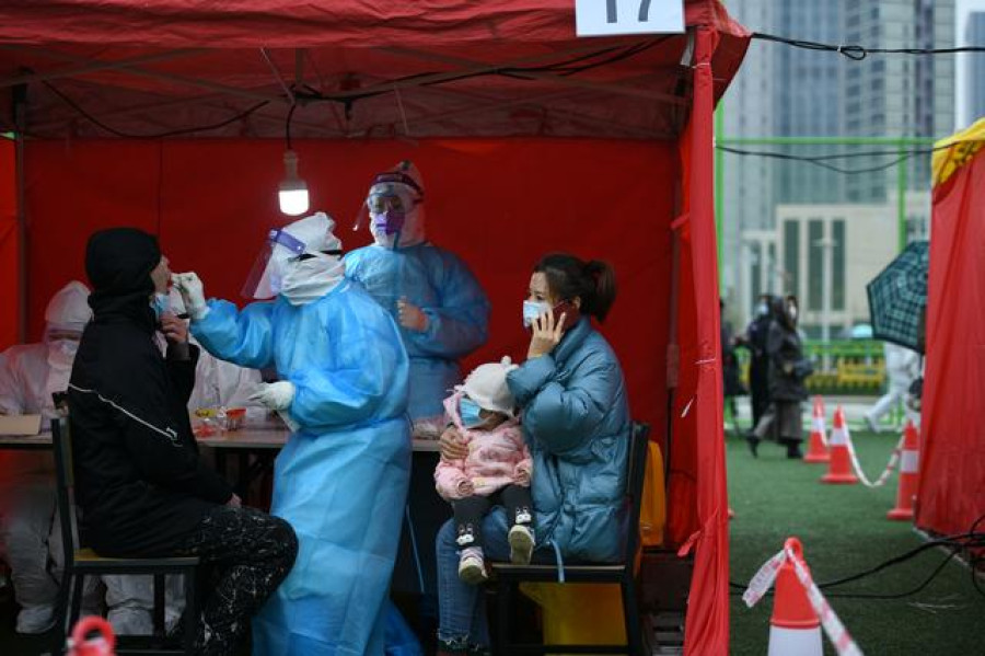 China to vaccinate 'key groups' over winter, spring: official