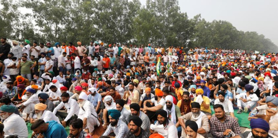 Indian farmers block roads, railways as protests mount over farm bills