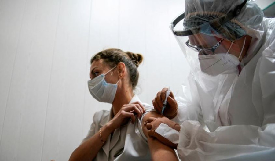 Moscow rolls out Sputnik V Covid-19 vaccine to most exposed groups