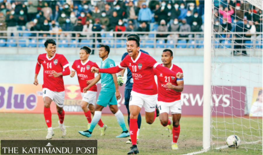 MMC, Army triumph to climb on top two positions