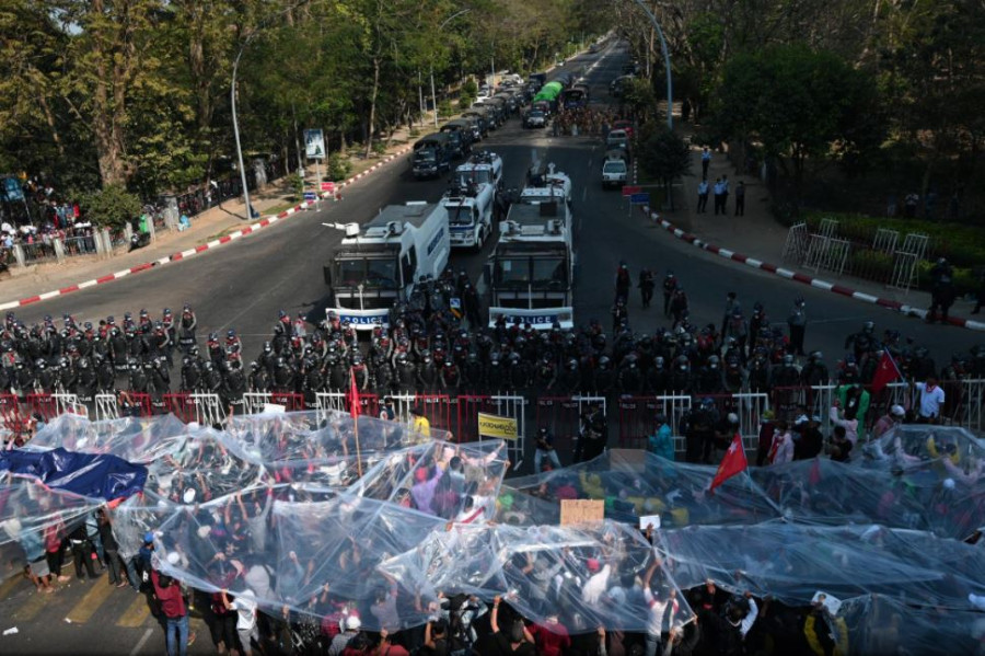 Myanmar protests resume, West condemns security response