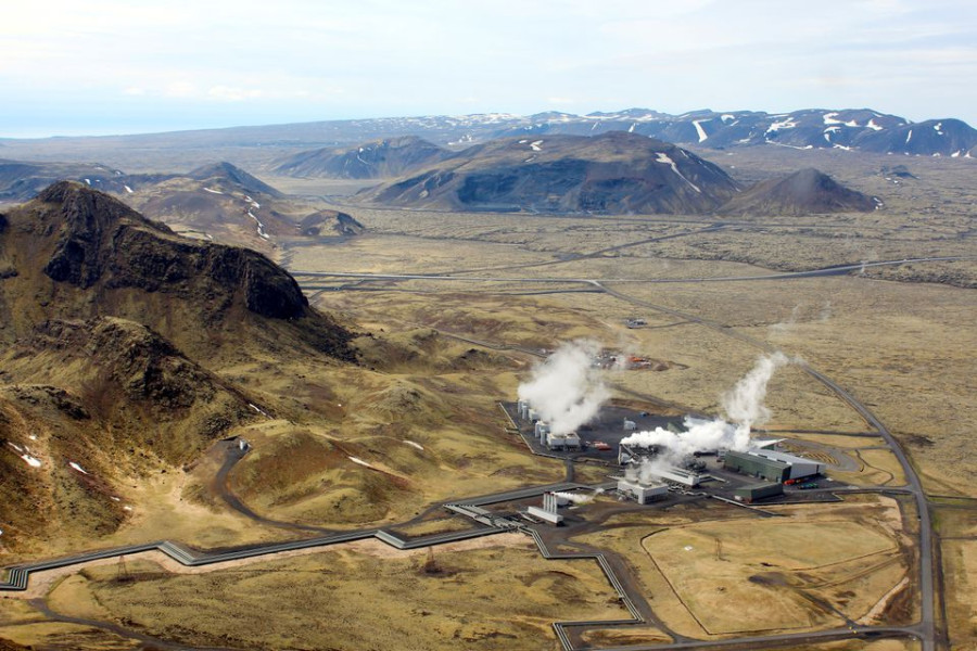 World's largest plant capturing carbon from air starts in Iceland