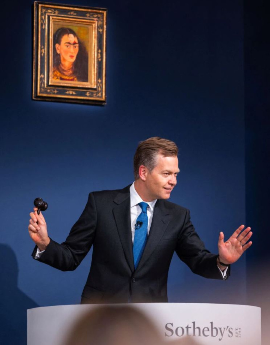 Frida Kahlo self-portrait sets auction record for Latin American painting