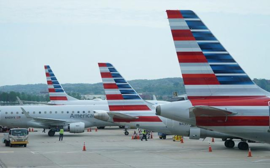 US airlines step up safety measures at DC-area airports and flights
