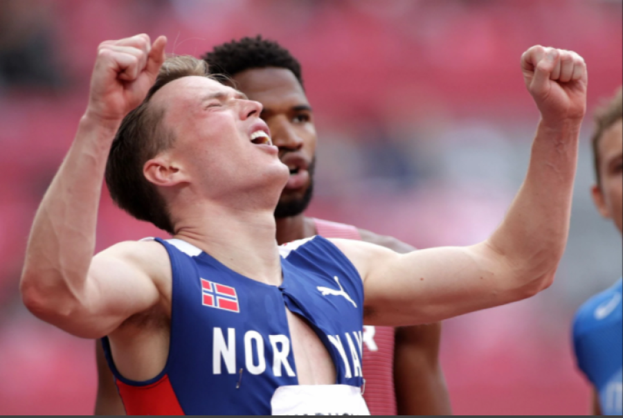 Warholm destroys world record to win 400m hurdles gold