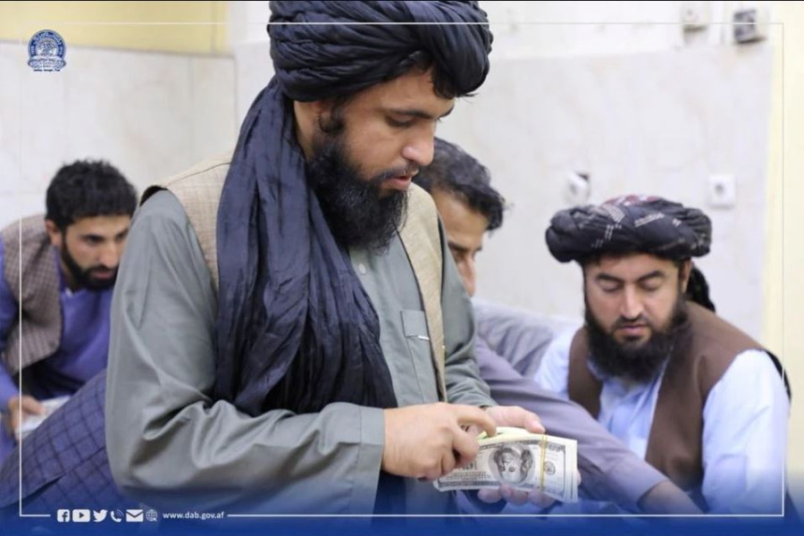 Afghan central bank drained dollar stockpile before Kabul fell: document