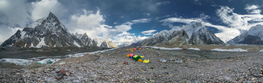 Three climbers on K2 feared dead, three days after they went missing