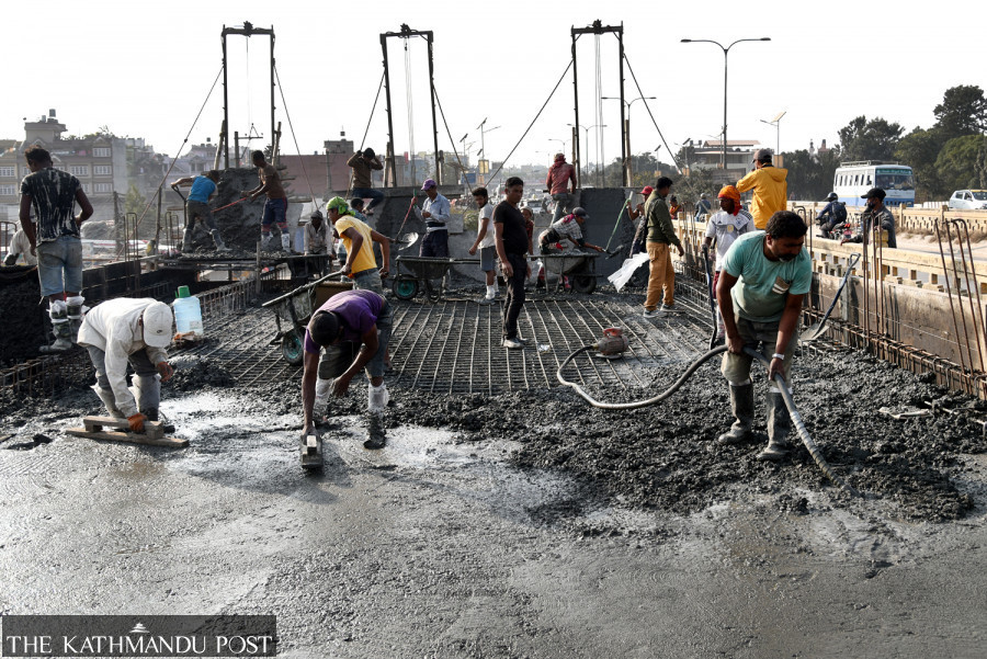 Government continues policy of using cooperatives in construction projects amid corruption concerns