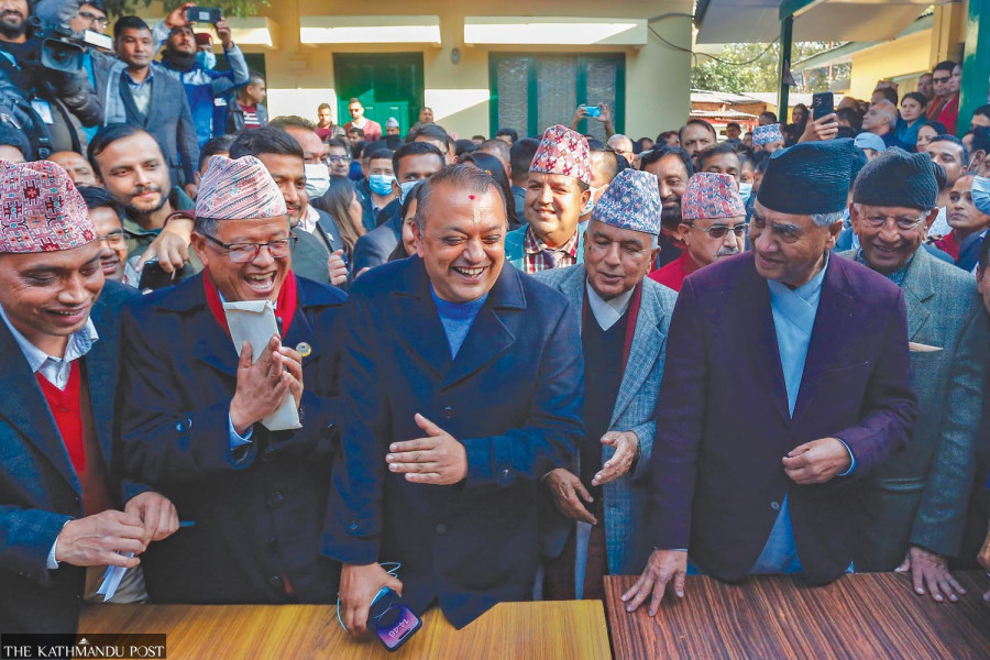 It’s Thapa vs Deuba in Congress MP leader race